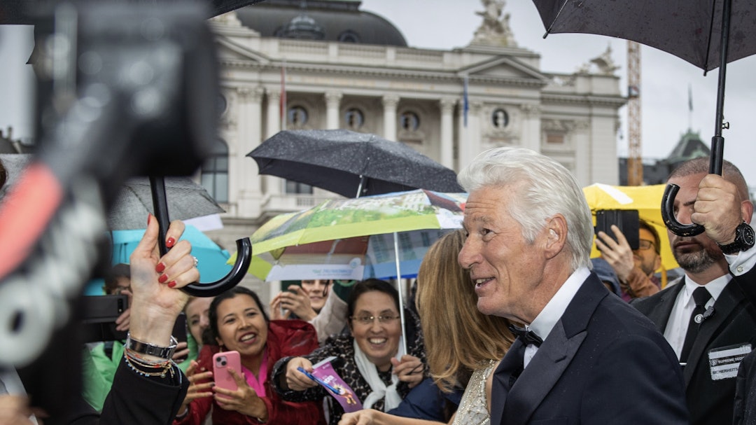 Richard Gere wird am ZFF für WISDOM OF HAPPINESS gefeiert