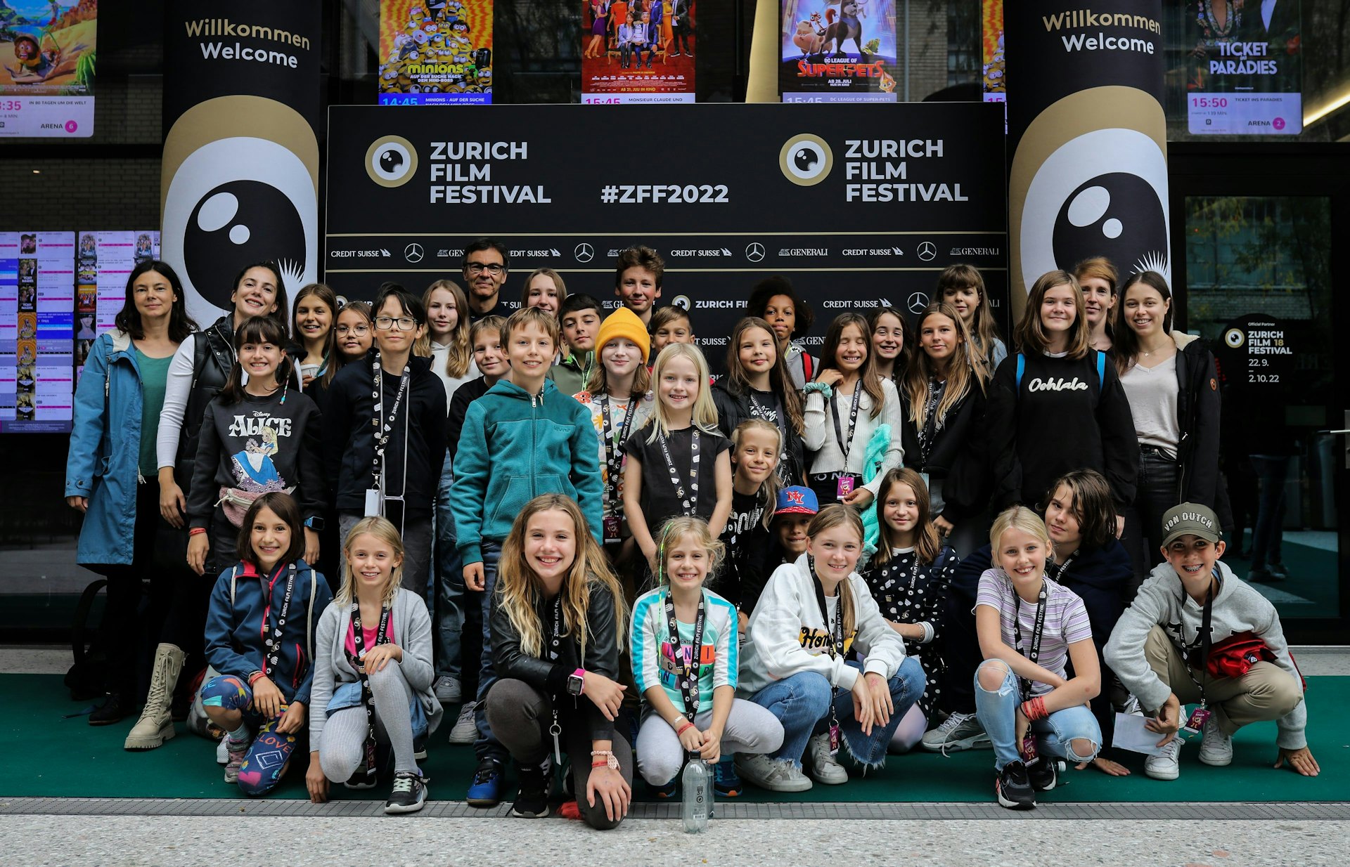 Photo de groupe de la jury de la section Jeunesse